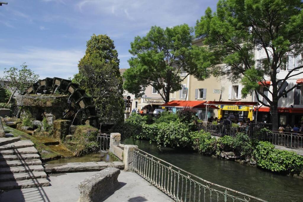 Pause En Provence Au Village Des Antiquaires De La Gare *
